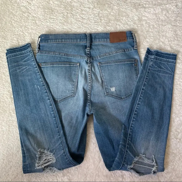 MADEWELL 9” High-Rise Skinny Jeans: Torn-Knee Edition Size 28 - Picture 10 of 11